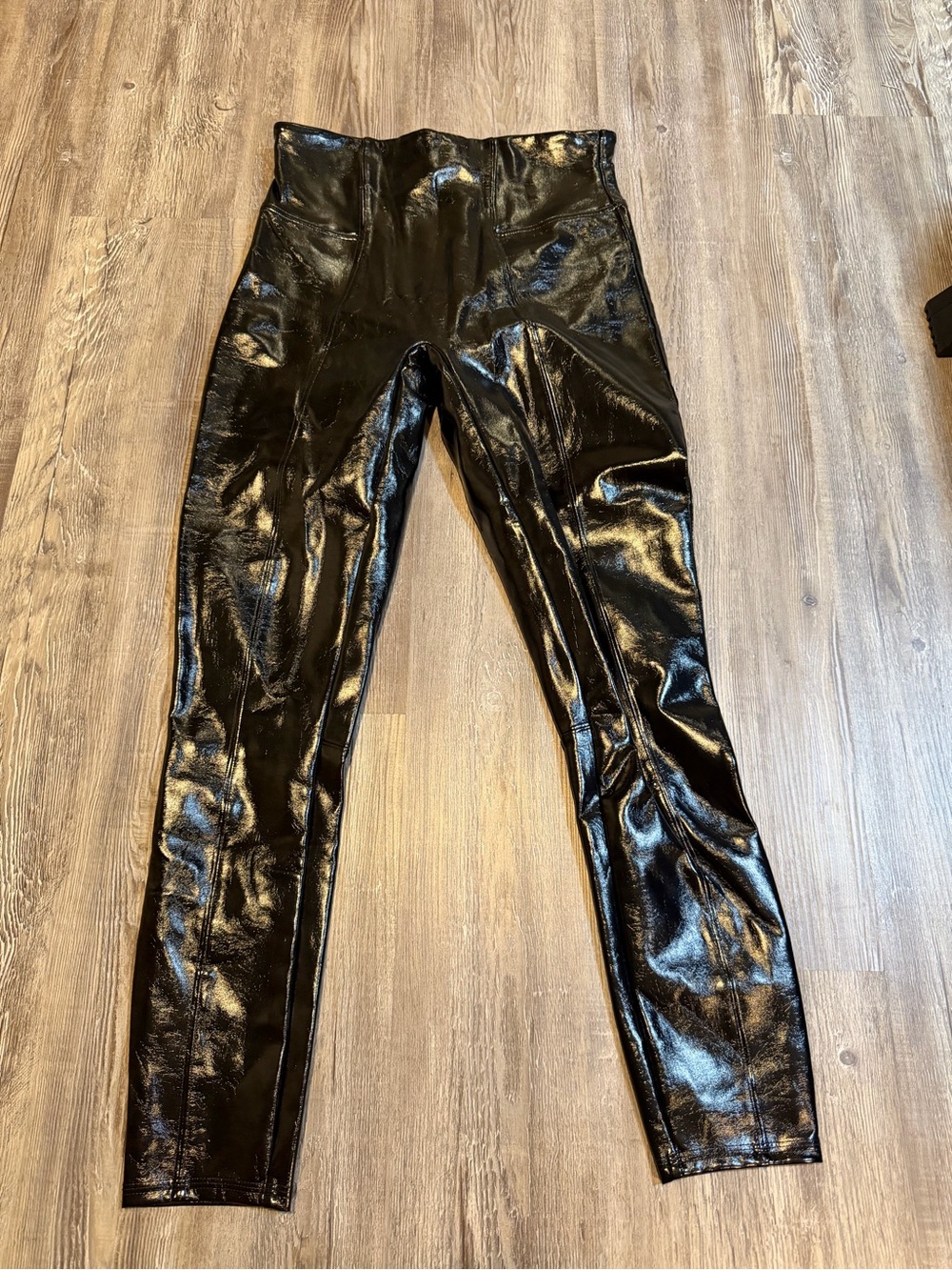 Spanx Shiny High-Waist Black Faux Leather Leggings size medium